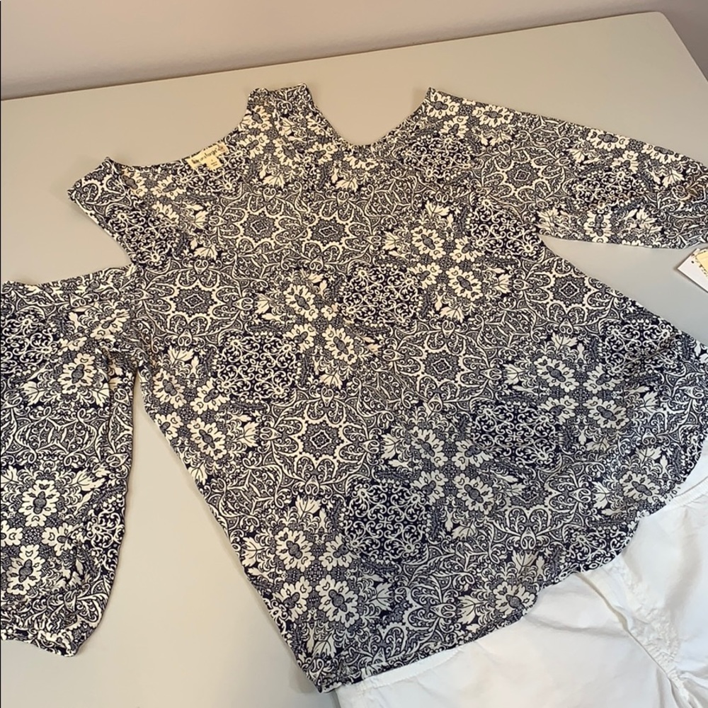 Cold Shoulder Navy Floral Top by love on a hanger